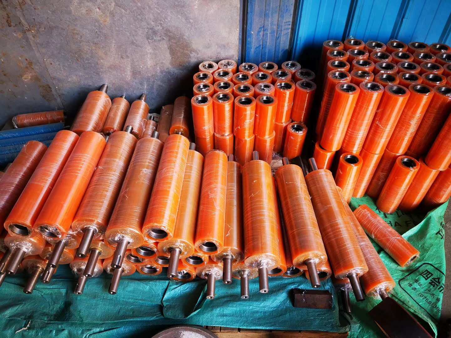 Factory Price Hot Sale PU Costing Roller Welcome Customized